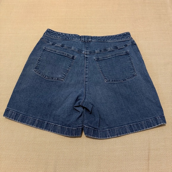 J. Jill Blue Jean Shorts for Women Size 8 - Picture 3 of 5